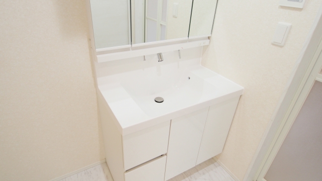 洗面所リフォームを成功させるための洗面台選びのポイントをご紹介。